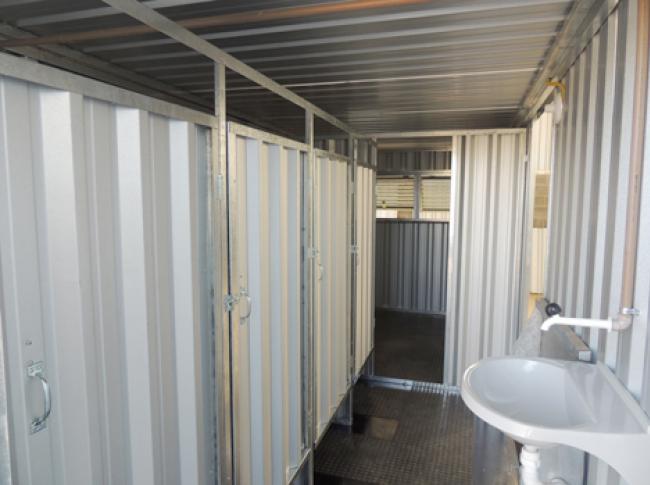 container-chuveiros-e-sanitarios